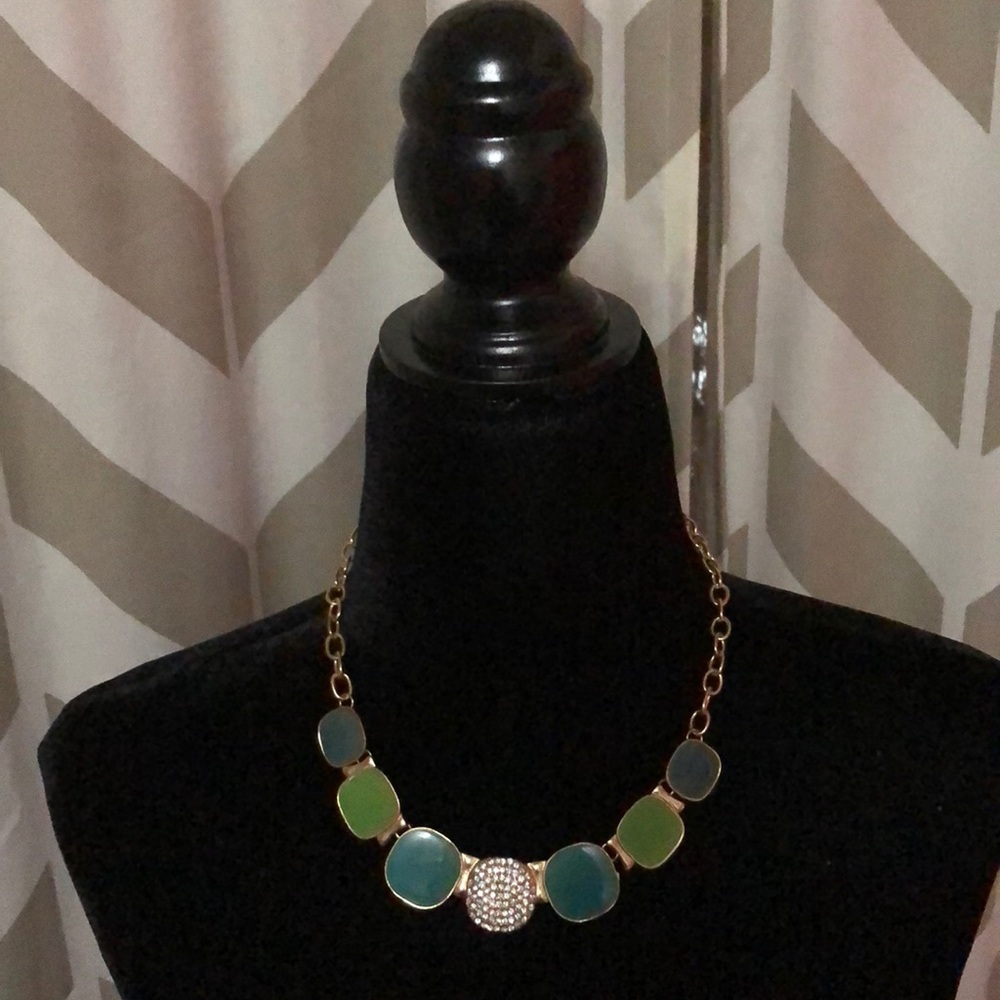 3 for $ 10 Green/teal Gold tone necklace